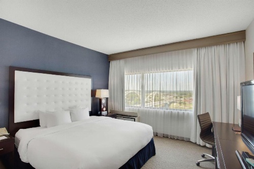 DoubleTree By Hilton Hotel Little Rock image 12