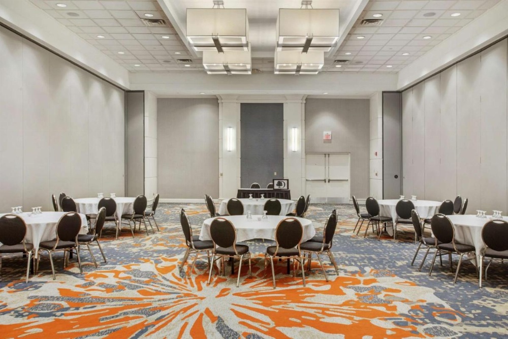 DoubleTree By Hilton Hotel Little Rock Image 41