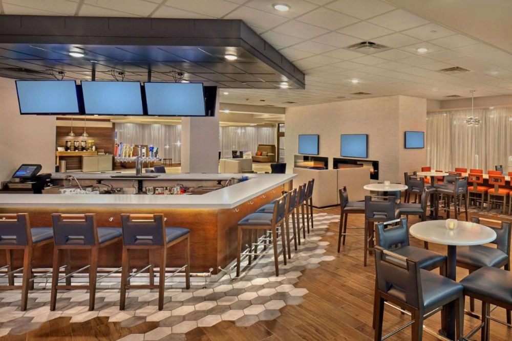 DoubleTree By Hilton Hotel Little Rock Image 48